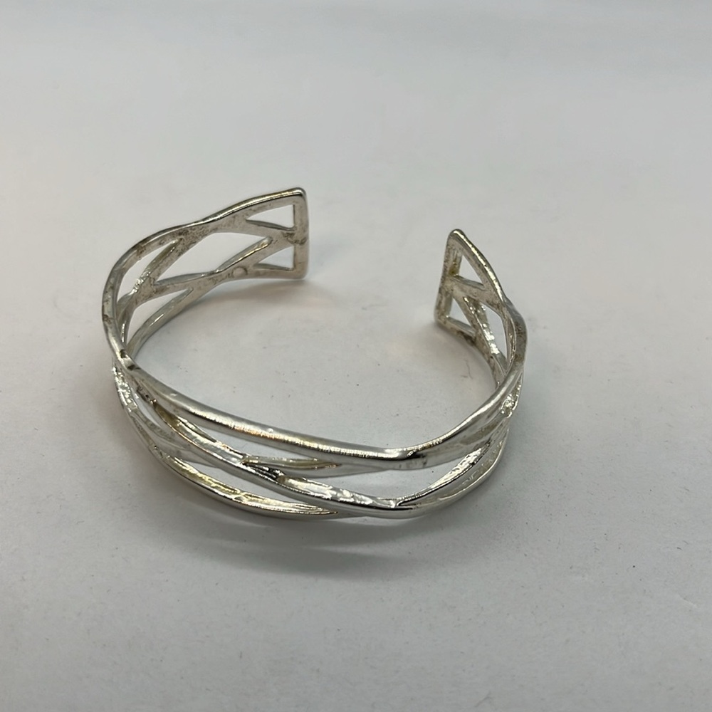 Stunning Interlocking Rhodium Plated Silver Cuff - image 2